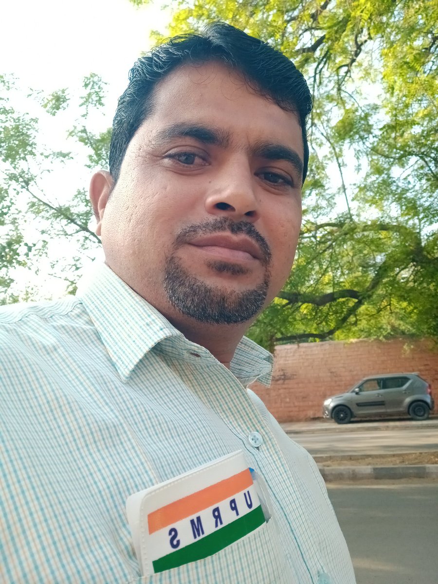 न चाहिए मिनिमम न मैक्सिमम
हमें चाहिए हूबहू पुरानी पेंशन
एक देश एक विधान सबको पेंशन एक समान
#पुरानी_पेंशन_बहाल_करो 
#OPS
#अड़े_रहे
#डटे_रहे
<a href="/vijaykbandhu/">Vijay Kumar Bandhu</a> 
<a href="/PMOIndia/">PMO India</a> 
<a href="/Hlmeena6/">Heeralal Abhanari</a> 
<a href="/DrKirodilalBJP/">Dr. Kirodi Lal Meena</a>