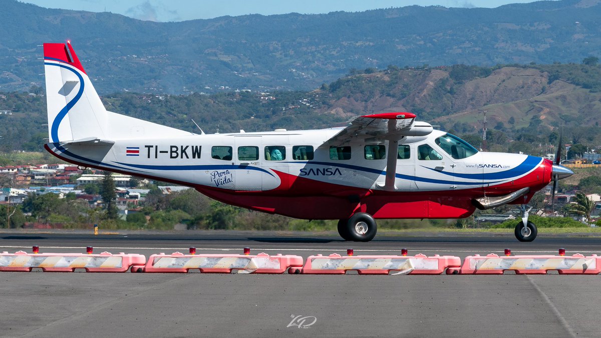 ✈: Cessna C208B EX Grand Caravan | TI-BKW 🇨🇷
🌎: MROC (SJO), Costa Rica 🇨🇷
💺: Sansa 🇨🇷

#Nikon #D3500 #avphotography #AirplanePics #avgeeks #avphoto #loveplanes  #jetphotos #PlaneSpotters

LINK TO FULL HD PHOTO
⬇⬇⬇⬇⬇⬇⬇⬇⬇⬇⬇⬇⬇⬇⬇⬇⬇
jetphotos.com/photo/10903440