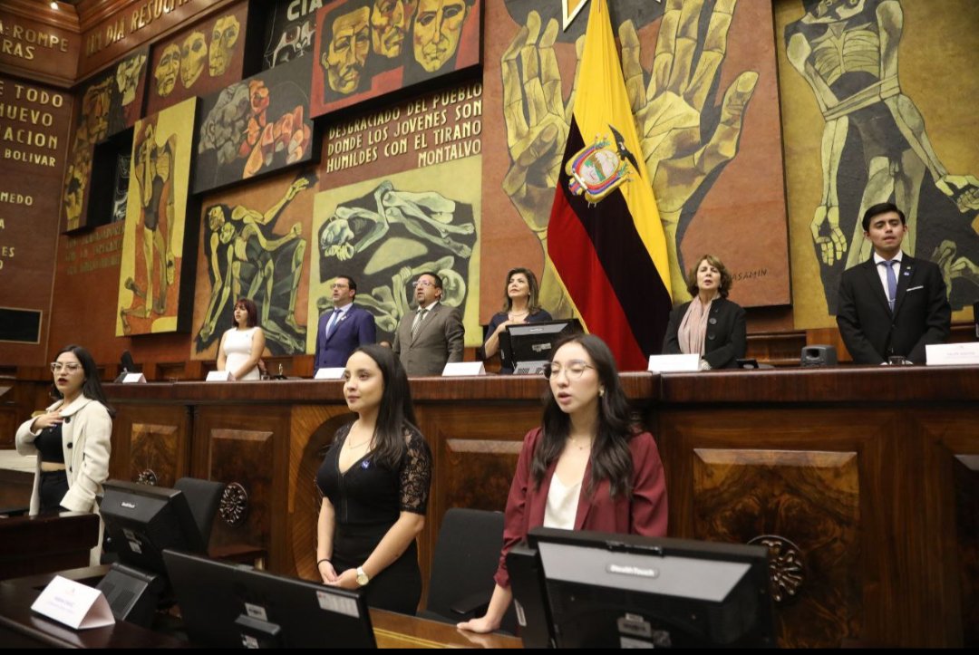 marloncadenaec's tweet photo. En el hemiciclo, salón Nela Martínez de @AsambleaEcuador se desarrolló el evento de instalación del modelo de Naciones Unidas #ROTARMUN 2023 y mi hijo Ariel Cadena obtuvo el reconocimiento del evento. https://t.co/7xcsvL849n