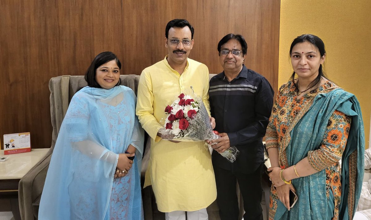 Met Sh.Jawahar Yadav, OSD to Hon’ble CM Haryana along with Sahajshakti Foundation Team