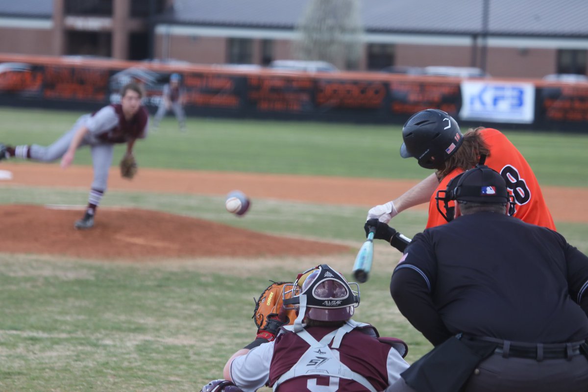 photophly's tweet photo. Saturday Baseball Action - Ashland at Raceland. @Rams__Baseball @BaseballTomcat @RacelandSchools @Blazer_High_Ath @BeaconAshland #baseball #kentucky #16thregion https://t.co/l71TyfrKMw https://t.co/mnwt6UXVzo
