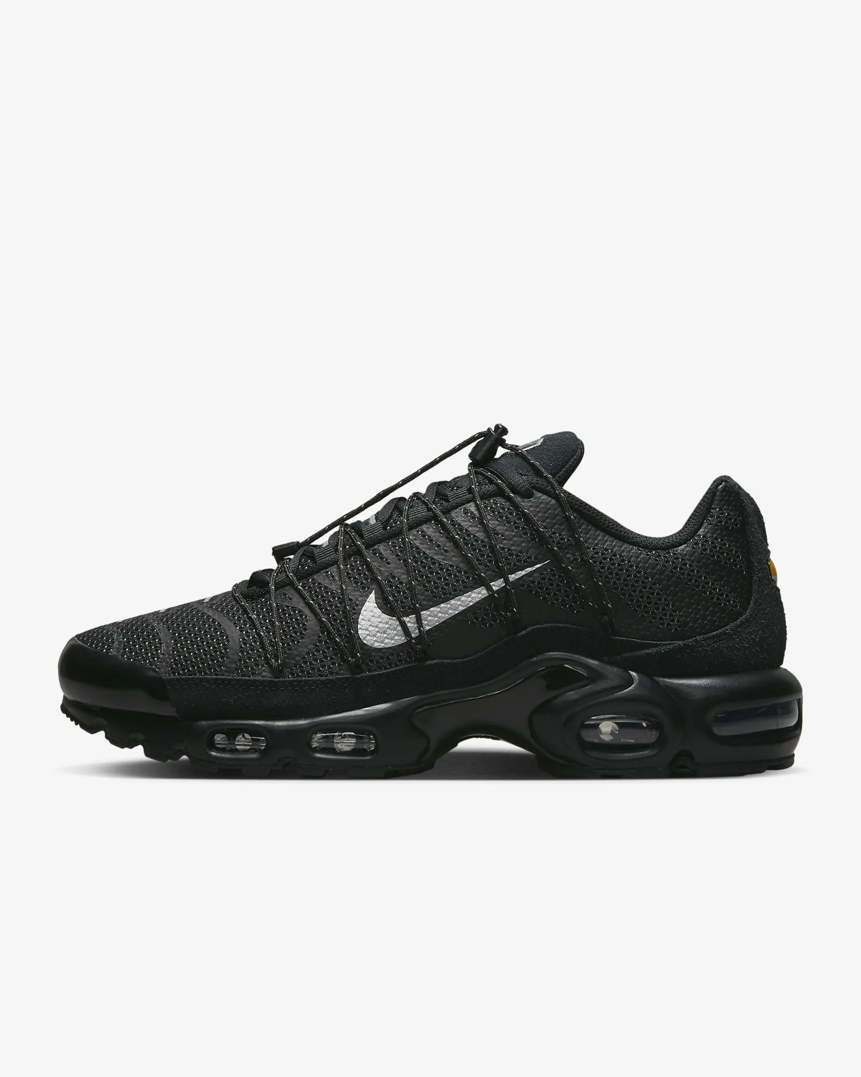 Aa76 nike store