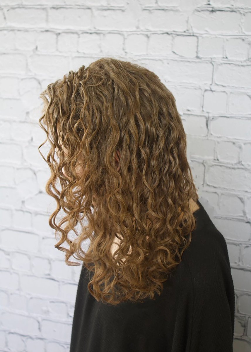 JhovannasS's tweet image. Dry cutting allows your stylist to create a beautiful shape that outlines how your curls naturally fall. Deva transformation after pictures thanks to our loverly client. Visit us at jhovannashairsalon.com/contact-us to find a Deva trained stylist.

#devacurl #devacurlpro #oneloudoun