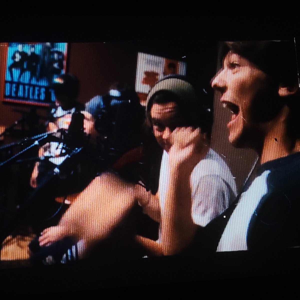 vexatiousziam's tweet photo. ive  never  felt  more  connected  to  a  singer  before.  watching  all  of  those  voices  made  me  respect  and  love  louis  even  more.  i  didnt  know  that  was  even  possible.  im  so  so  proud  of  him.  my  heart  is  happy  today. 

#AllOfThoseVoices https://t.co/cZZlBytrVZ