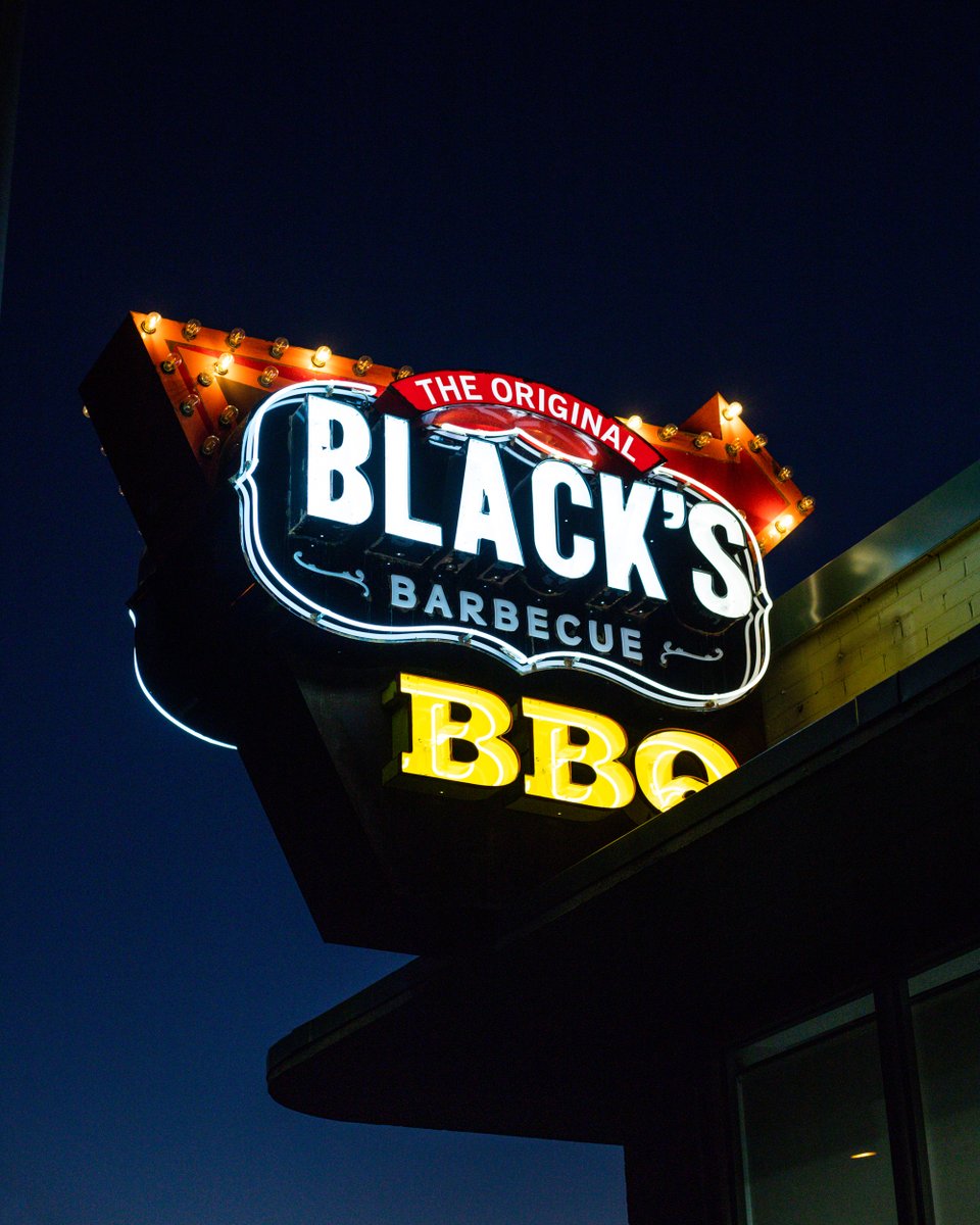 Blacks BBQ Austin tweet media