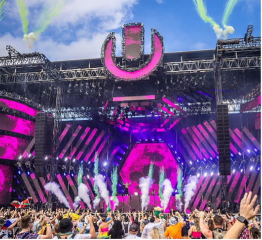 We are proud to serve <a href="/CityofMiami/">City of Miami</a> w/use of our software built to help LEAs. At @Ultra, RollKall will be used by ~600 LEOs to work 1.2k jobs totaling 15k hrs of service. Special thanks to <a href="/JoeCarolloNow/">Joe Carollo</a>, <a href="/Artnoriega5/">Arthur Noriega</a> &amp; <a href="/MoralesMiamiPD/">Chief Manny Morales</a> 4 trusting us to help serve their community.