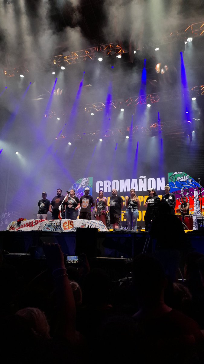 Patooo 🎩 tweet media