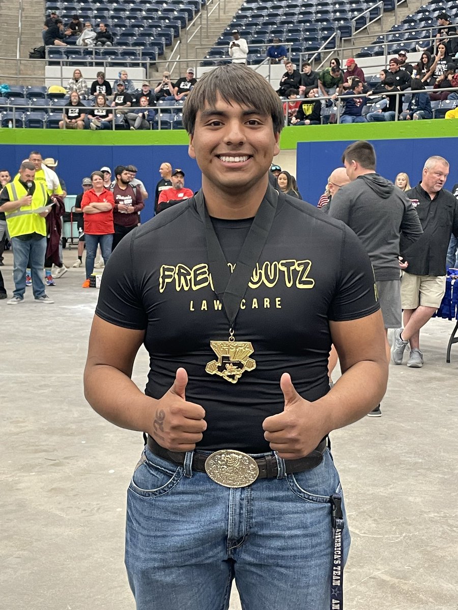 WHStxAthletics's tweet photo. ***State Champion Alert***
Congratulations to MarcAnthony Gonzales on placing in 1st place in the Division 4 Texas High School Powerlifting State Championships!!! https://t.co/BZ9Pr8XXpU