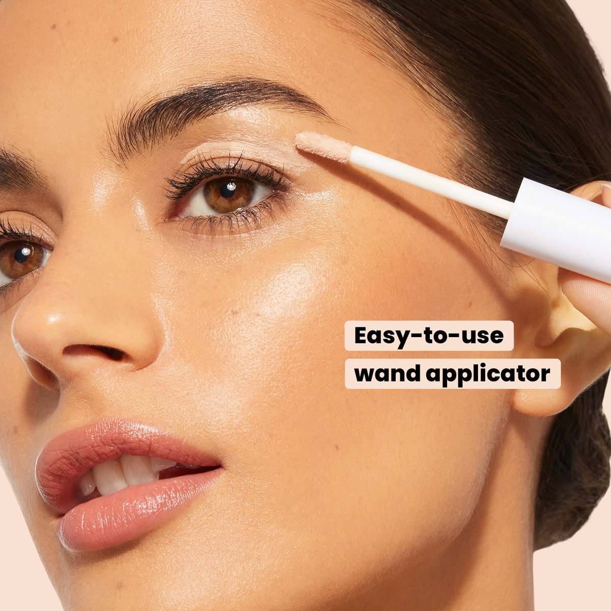 Joah_beauty's tweet photo. A perfect sidekick to your eyeshadow application 👯♀️ Introducing our NEW Super Sidekick Eyeshadow Primer 💫 Infused with Hyaluronic Acid and Vitamin B5 to nourish and prolong eyeshadow wear 🤩 #joahbeauty #kbeauty #newmakeup #eyeshadowprimer https://t.co/XZxxkxvhOF