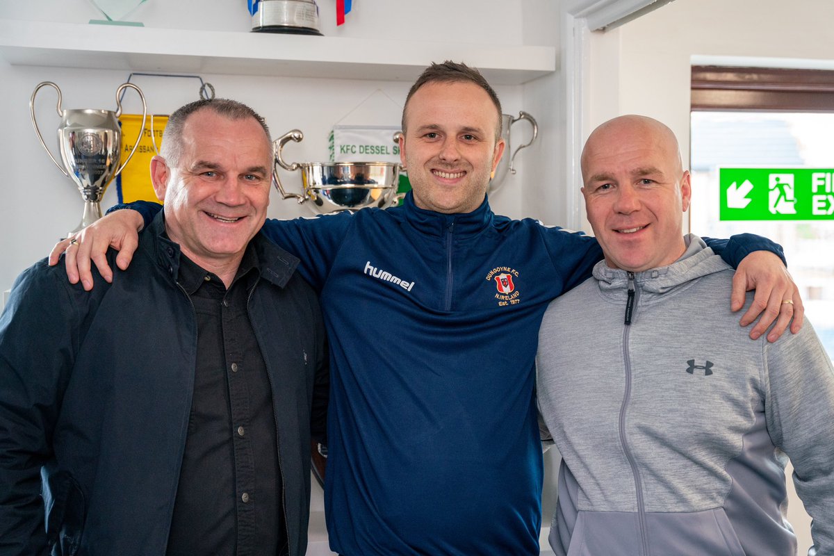 AfjDave's tweet photo. 2 absolute legends I had the pleasure of watching growing up, they don’t make them like that anymore 💪💙 https://t.co/ByfQSiHY2C