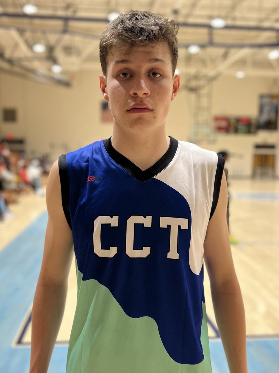 BucketReel's tweet photo. Maguire Evans
6’1” G (2025)
Crystal Coast Thunder (NC)
This Tennessee native shot the ball at a high level. Off the bounce or off the catch, he rises up quickly into his shot and buries them from long range. Love his constant movement and feel for the game.
#NGSHoops https://t.co/hbecnYEbAk