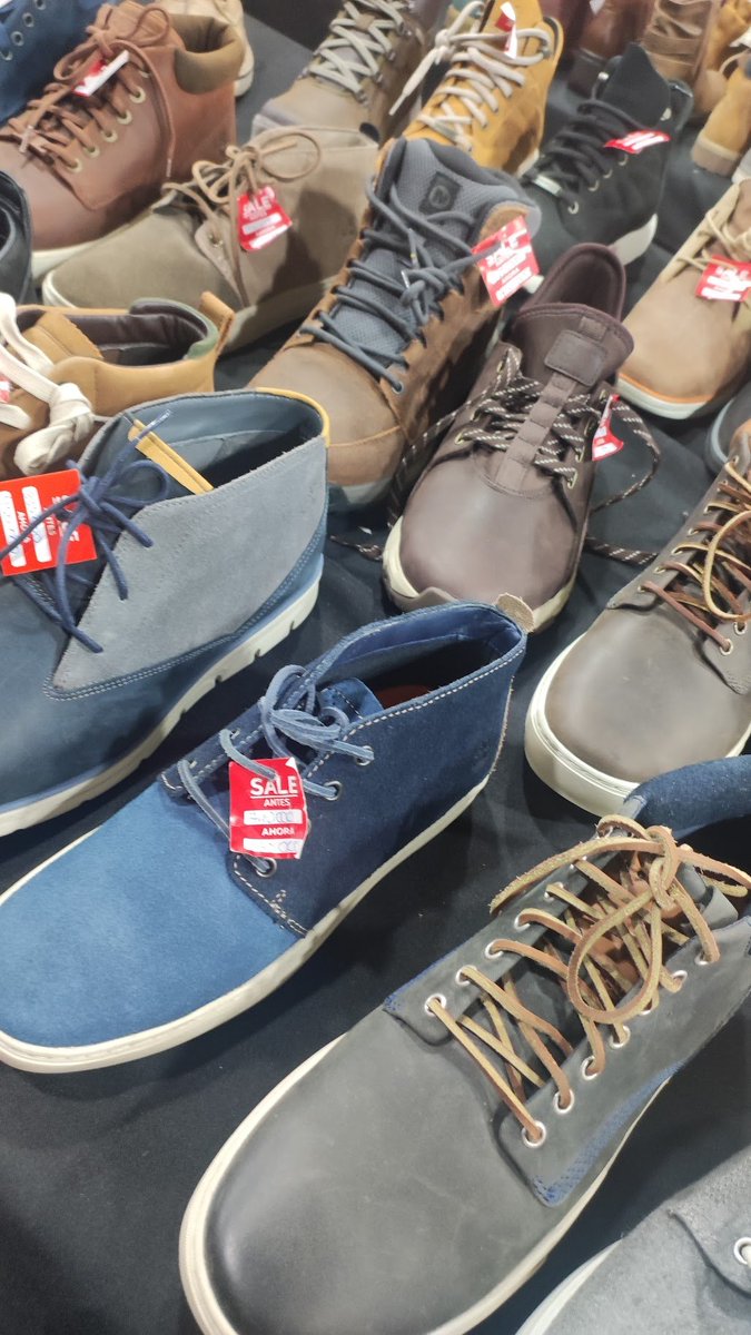 SraAhorro's tweet photo. #INFOROPA
Necesitaba championes urgente, estuve en Outdoors Factory recién y compré por 250.000 unos NB muy lindos y cómodos.
Además aproveché y me compré una remera de Guess para salir porque nunca tengo ropa de noche.
Hay un poco de todo, les dejó algunas Championes Guess, NB+ https://t.co/FjCcuHGdx2