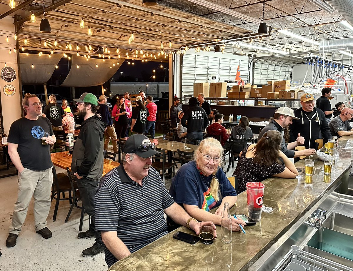 FalseIdolBrewing tweet media