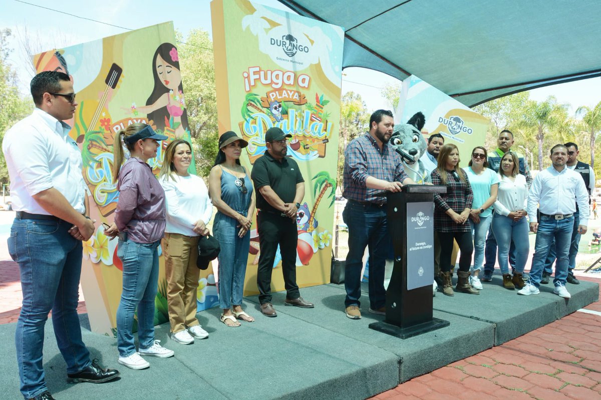 ArlinaAdame's tweet photo. #Durango vuelve a disfrutar de #PlayaDalila, un espacio digno para el esparcimiento y recreación de las familias duranguenses. Felicidades @spublicos_dgo y @ObrasPublicasDG por el gran trabajo de rehabilitación. Los invito a disfrutar de las #Albercas, #Palapas y el #Megatobogan. https://t.co/PknNOBPLAt