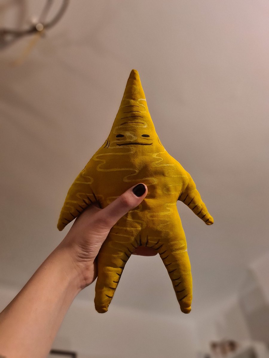 xx_semisweet's tweet photo. bf said he wanted a plushie of one of the @MrOzShow @falloutboy claymation stars, and who am I to deny him anything?? meet our so much for tourdust mascot ✨️🌠🪩💖 https://t.co/HqXyTOPBG1