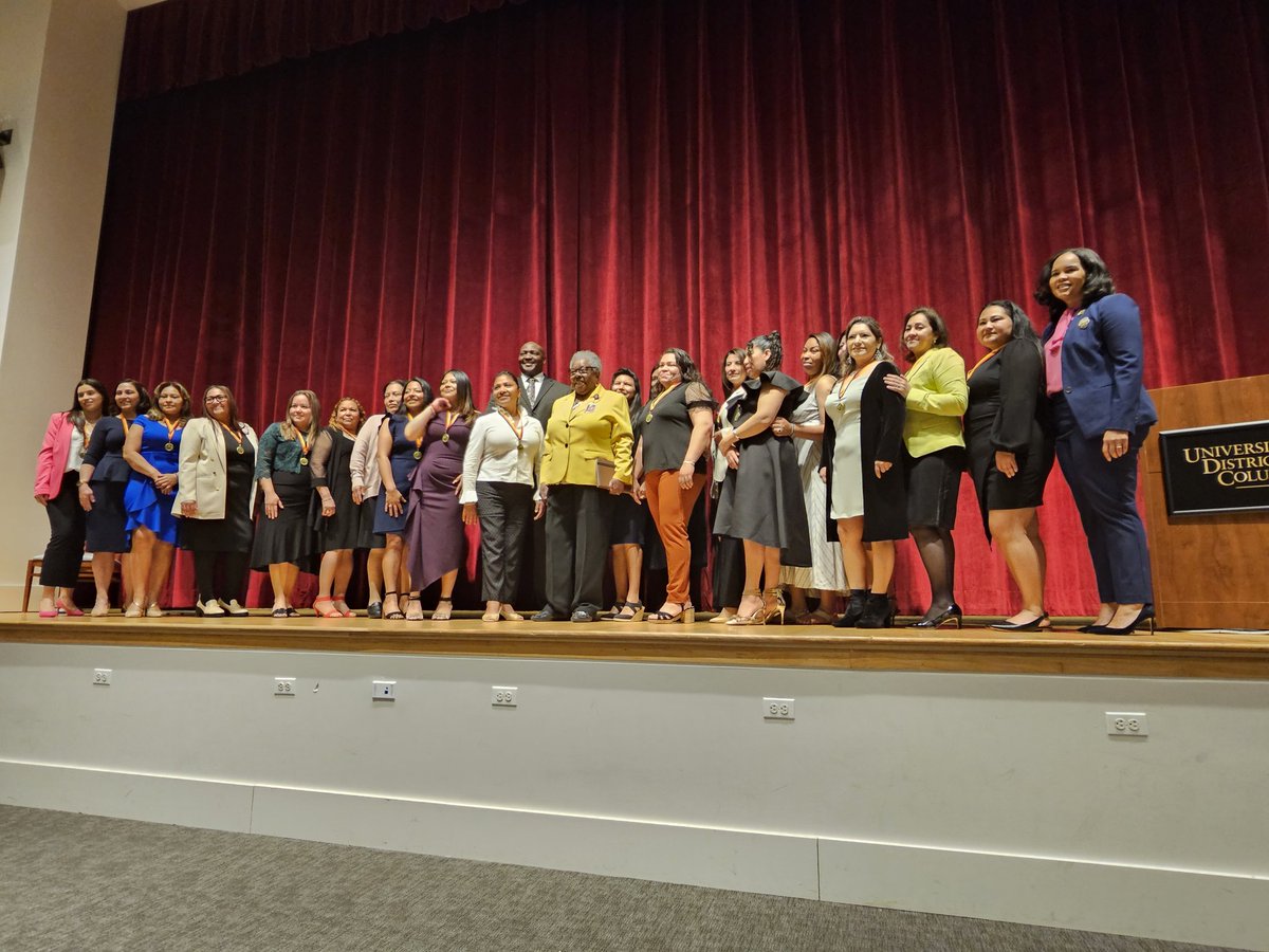 jackiereyesdc's tweet photo. On behalf of @MayorBowser , I was honored to celebrate the first graduating class of @udc_edu ’s Bilingual AA Program. @OSSEDC
#devalues https://t.co/zGloPtMSNY