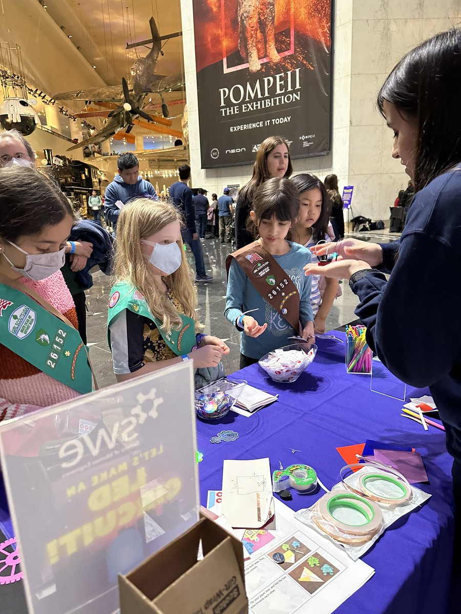 uic_wiep's tweet photo. The Girls in STEM fair at MSI was absolutely phenomenal! We connected with so many students and organizations that, like us, are also working to close the gender gap in STEM! We can’t wait to be back next year ⚙️🙌🏽 #uicwiep #uicengineering #thisisuic https://t.co/nLqySgHF5X