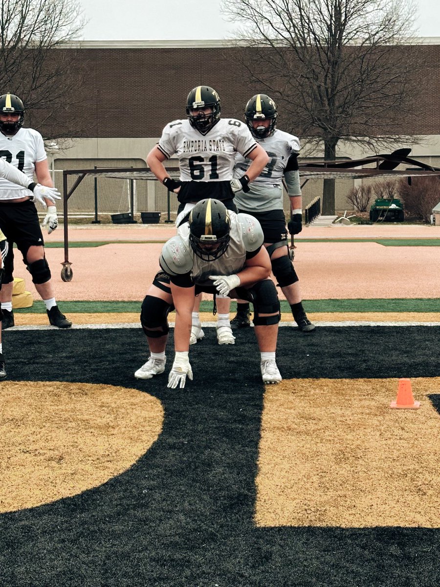 📸 from Practice 4… We still working 🐝🐝 #StingersUp
