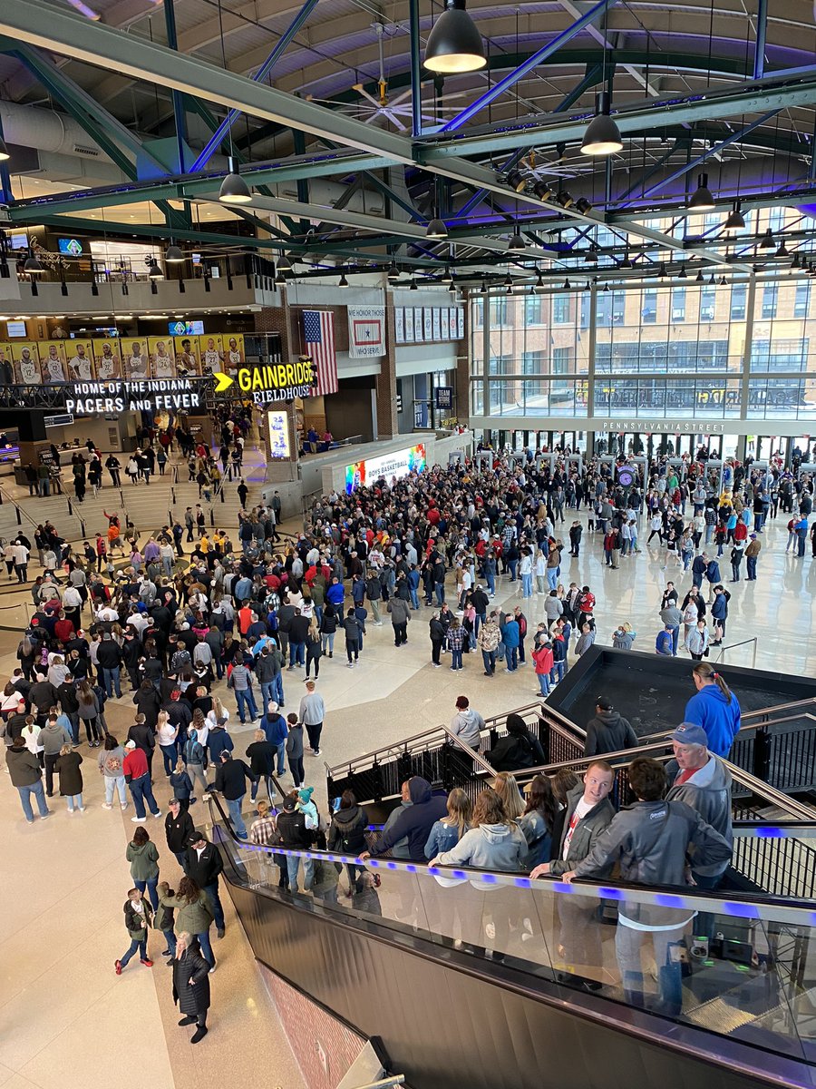 cjgeiser's tweet photo. Anticipation growing for 3 and 4 A championship games. It’s going to a packed house at Indiana basketball state finals! #onlyinindiana @IHSAA1 https://t.co/5E8zuruzV5