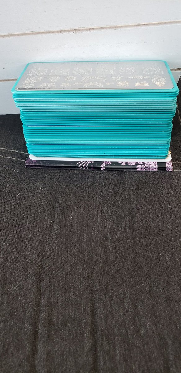 Miharu_sama's tweet image. The stack of plates i will be parting with. I will be listing them on the buy/sell/trade FB group first. If you want to know which plates I will be selling, please DM me for the list. #maniology #nailstamping #nailart