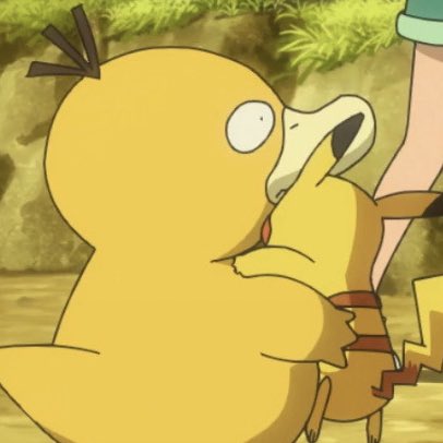 PkmnShitpost's tweet photo. Just love their friendship https://t.co/zdAGxss949