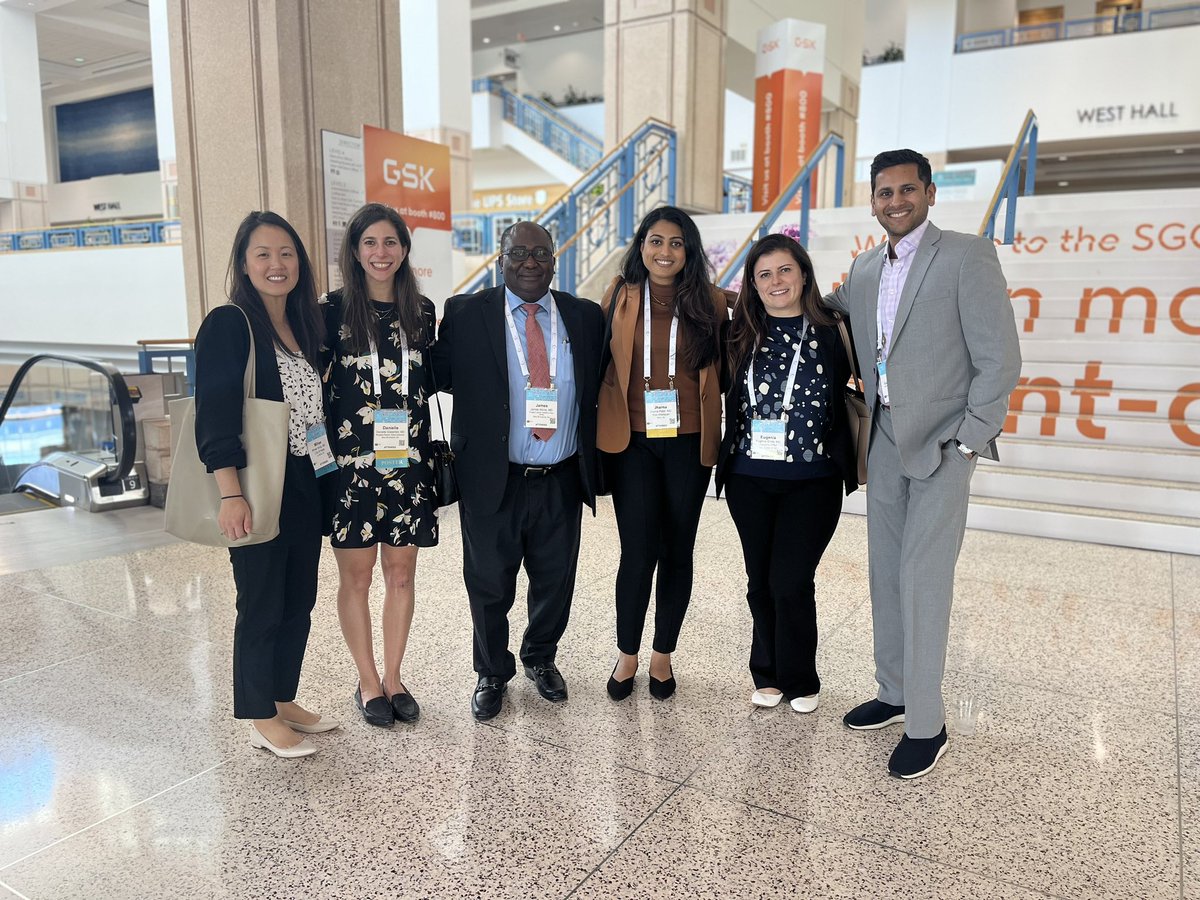 EugeniaGirda's tweet photo. Rutgers reunion at SGO #SGOMtg  #sgo2023 #gynonc @daniglassman @JharnaMPatel @RutgersCancer @RWJMS https://t.co/h0Y4Z5zBNG