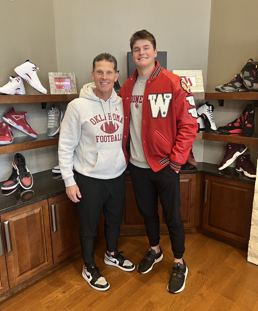 nateroberts2025's tweet photo. Outstanding day @OU_Football…great coaches, culture, mission…thank you! @CoachVenables @JOE_JON_FINLEY @SethLittrell @WashingtonWarr5 https://t.co/ZLZ5X48TnO