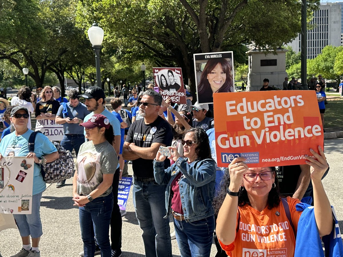 NoelCandelaria's tweet photo. Today, I joined student leaders from @AMarch4OurLives who are fighting for a right to live & learn w/out fear of gun violence in their schools & communities!
We want:
-Expand background checks
-ban assault weapons
-safe storage protections
-& more
#EndGunViolence
#StillMarching https://t.co/ZyZOdIhwXw