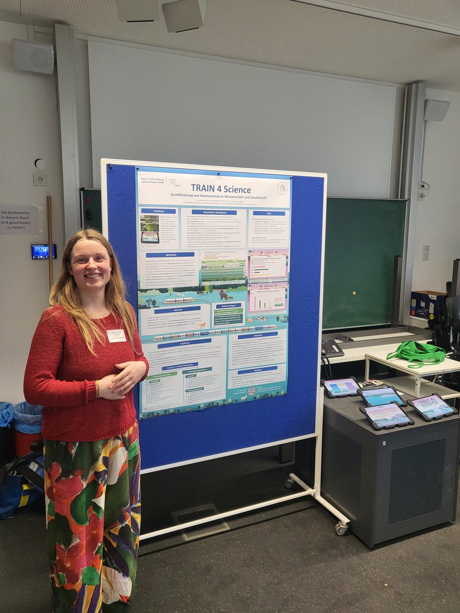 train4science's tweet photo. #TRAIN4Science mit den Nachwuchswissenschafler:innen der Biologiedidaktik zu Besuch auf der 24. internationalen #Frühjahrsschule an der #GoetheUniversität in Frankfurt am Main. #Bildungsforschung #Klimawandel #CSI #Gamification #Forschungsergebnisse #Wissenschaftskommunikation https://t.co/mhsVZG8o9G