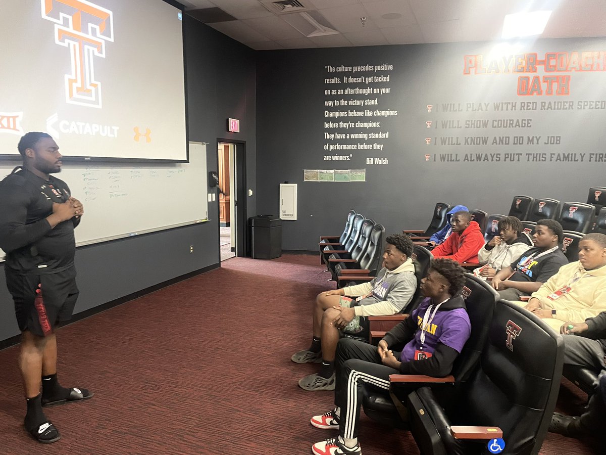 Everman Football tweet media