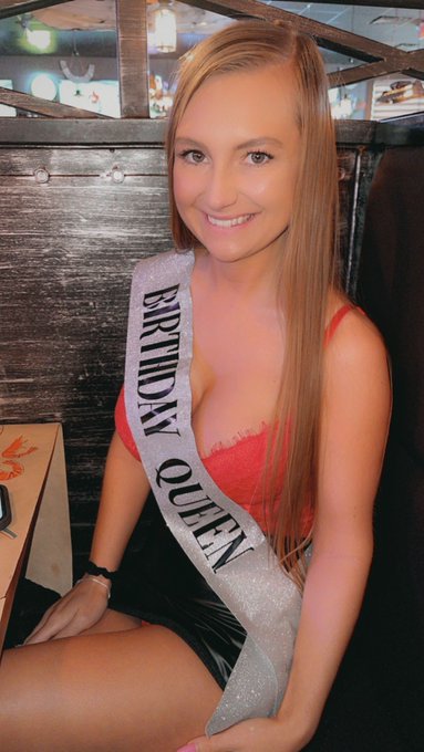 It&rsquo;s my birthday 🥳 come spoil me #fypage https://t.co/H2aM4HA6aR<a href="/tag/fypage"class="tags">#fypage</a>