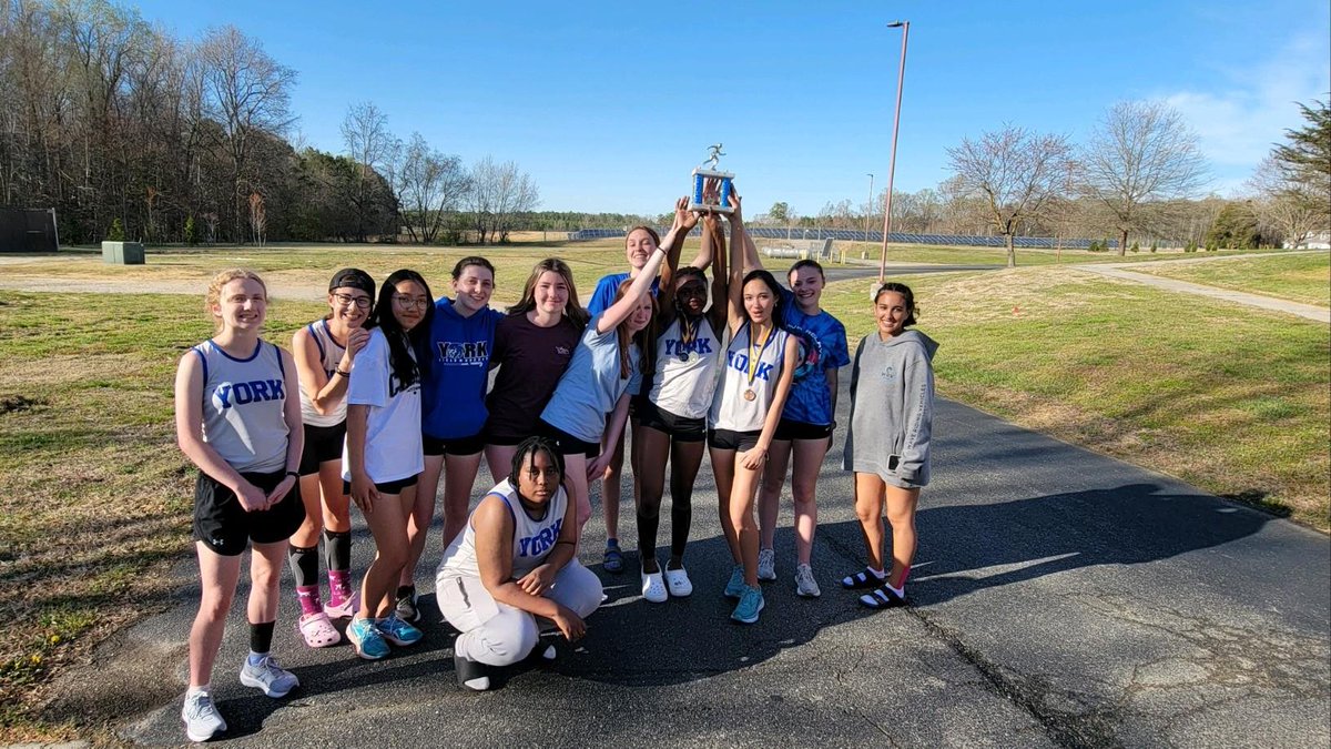 Congrats to our Girls Outdoor <a href="/track_york/">York Falcons Track & Field</a> team finishing 3rd 🥉at The Charles City HS Invitational today. 
<a href="/YorkFalcons/">York Falcon Sports</a>