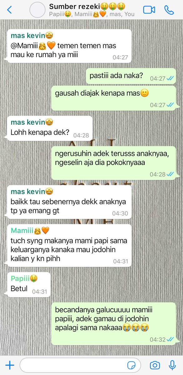Thecupcake1__'s tweet photo. my love enemy

--hendery lokal AU https://t.co/OAkSDkceZJ