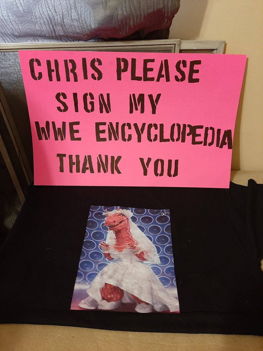 Heading To <a href="/therave/">The Rave / Eagles Club</a> For My First <a href="/FOZZYROCK/">FOZZY</a> Show Got My Sign Ans Shirt LETS GO !!!!! <a href="/IAmJericho/">Chris Jericho</a>