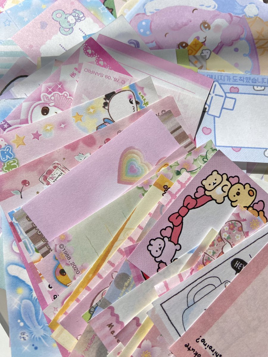 l2vemei's tweet photo. selling memo packs! 🎀

☆ 30 memos - $5
☆ 60 memos - $9

dm to purchase! paypal/venmo ok, and both stamped and tracked shipping are possible 🫶🏻 https://t.co/gdXvbTsyvk