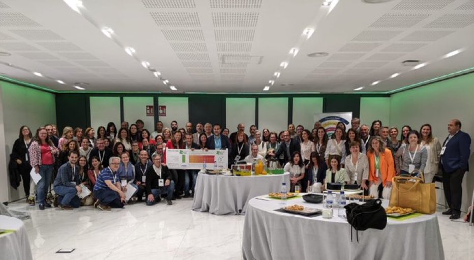 La familia GRAP, y aún faltan algunos que este año no han podido acudir. <a href="/SociedadGRAP/">Sociedad GRAP</a> <a href="/IPCRG/">IPCRG</a>