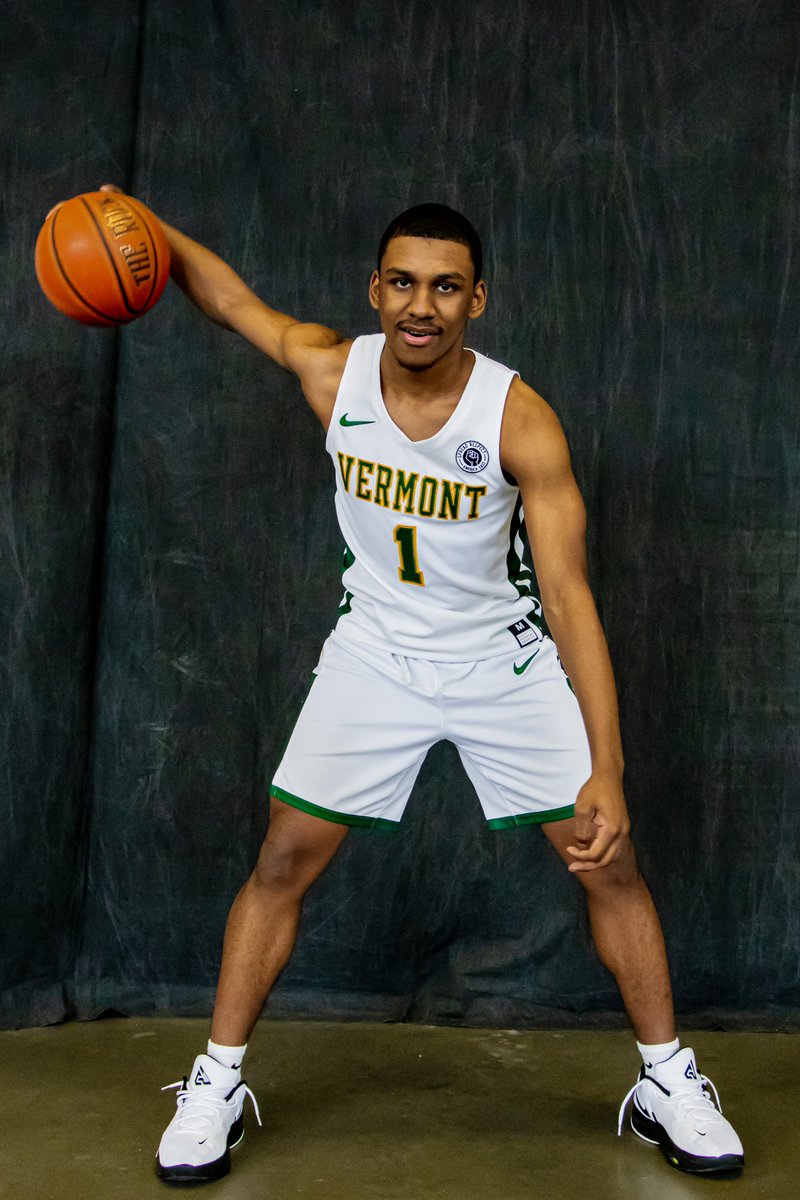 Theofficialnas_'s tweet image. UVM❔#gocatamounts #UniversityOfVermont #officialvisit