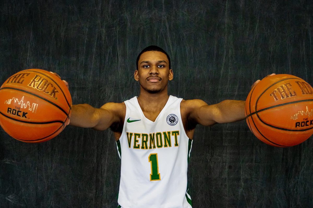 Theofficialnas_'s tweet image. UVM❔#gocatamounts #UniversityOfVermont #officialvisit