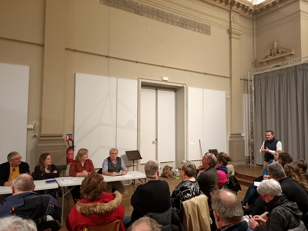 CORDIERPierre08's tweet photo. Toujours au contact de mes concitoyens, #Ardennes ils me parlent de la semaine qui vient de se passer…pas un seul soutien à @EmmanuelMacron  ni à @Renaissance Oui à une réforme mais pas comme ça ! @Republicains_An @DirectAN https://t.co/56bPhBdWIl