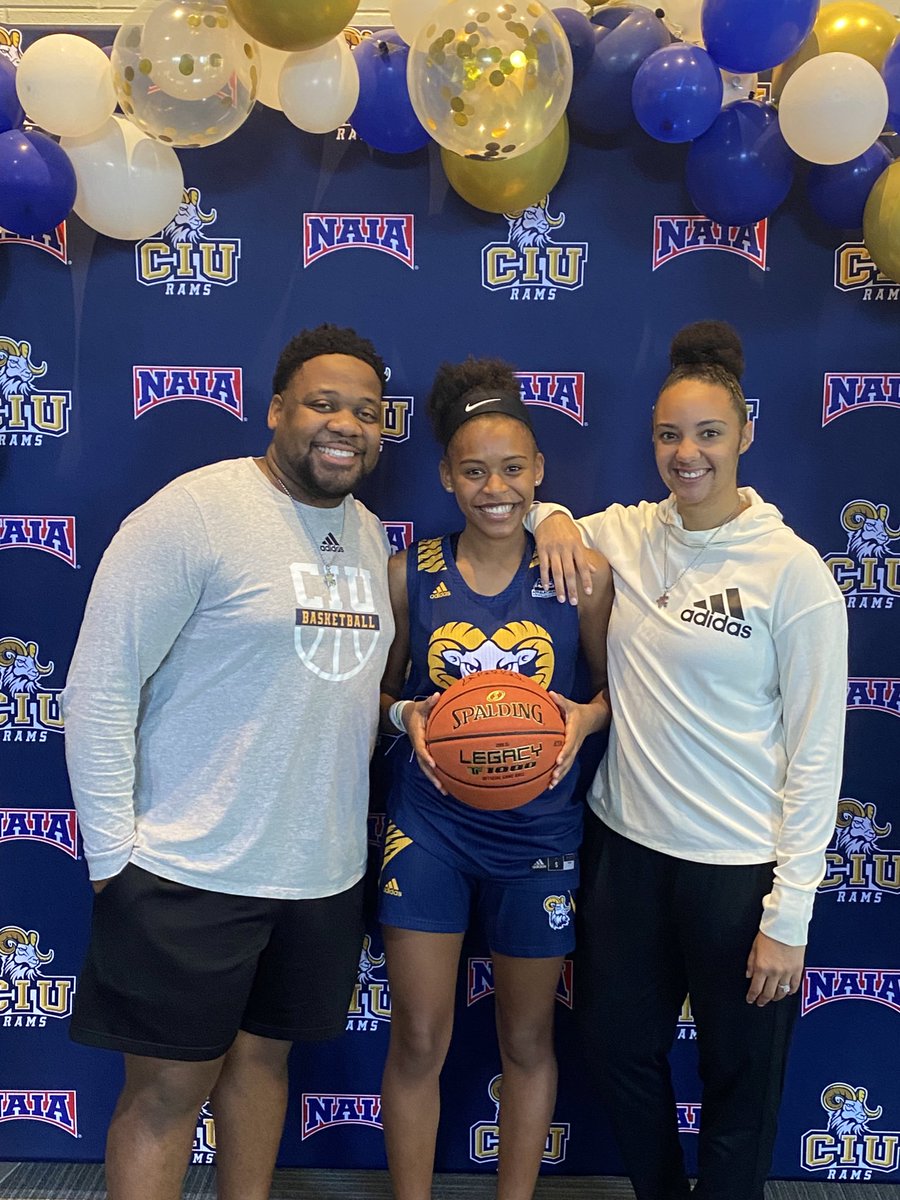 watkins_alayna's tweet photo. I’d like to start off by thanking God for the opportunity to play at the next level. Special shout out to my family and coaches that kept me focus on my journey, with that being said,I’m 100% COMMITTED to CIU!!!! Go Rams!!💙💛💙@_CoachFleming @EastCavsMBB @TeamBigTime_7 https://t.co/2FIJbNMEWk