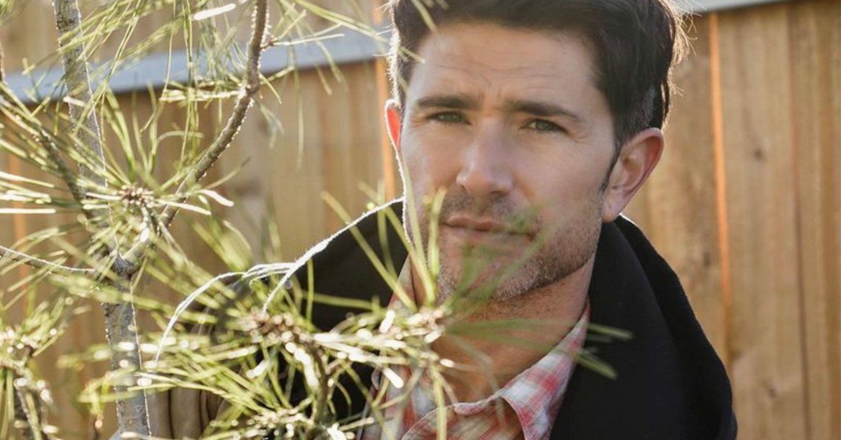 instinctmag's tweet photo. Out Hottie Matt Dallas Starring in New Queer Film, 'Shoulder Dance' https://t.co/QplFZLOzX0 #Entertainment #hotguys #hottie #mancandy #MattDallas https://t.co/qugNsiygGn