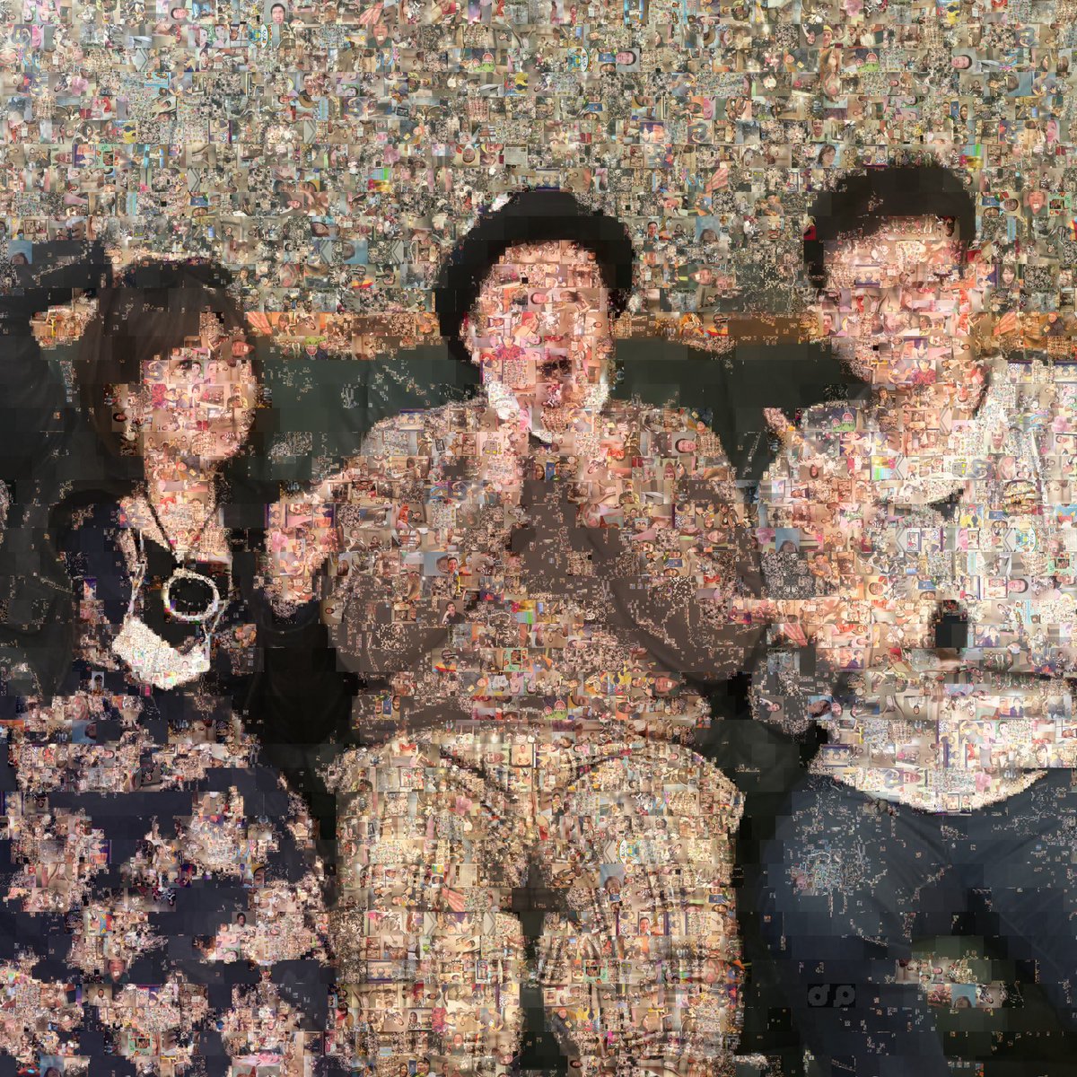 shimazika's tweet photo. 🎊本日23:00〜生放送🎉
最終回は30分フリートークでお届け！11年培った二人の���ークヂカラと皆さんからのメールが頼りです。
あなたはどこで誰と島ヂカを聴きますか？番組の思い出などもあれば合わせて���非お寄せください！

📩864@rokinawa.co.jp

#shimazika #nacil #与座よしあき #ラジオ沖縄 https://t.co/r9jMvhDSM4