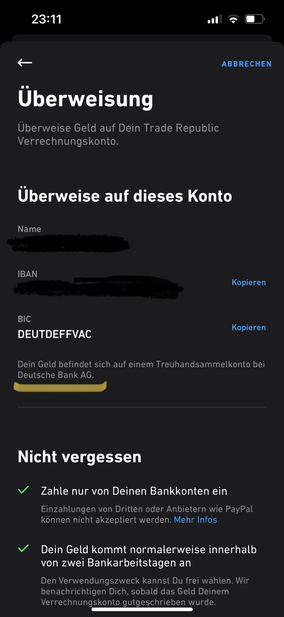 DonStevinho's tweet photo. Alle reden über die #DeutscheBank. Dabei fiel mir ein, dass mit den 2% Einlagezins von @TradeRepublicDE sich auch das Referenzkonto auf ein Treuhandsammelkonto der Deutschen Bank geändert hat. Jemand eine Ahnung, ob es hier auch Probleme geben könnte? Im Falle eines Falles.. https://t.co/T6LpG17vZ1