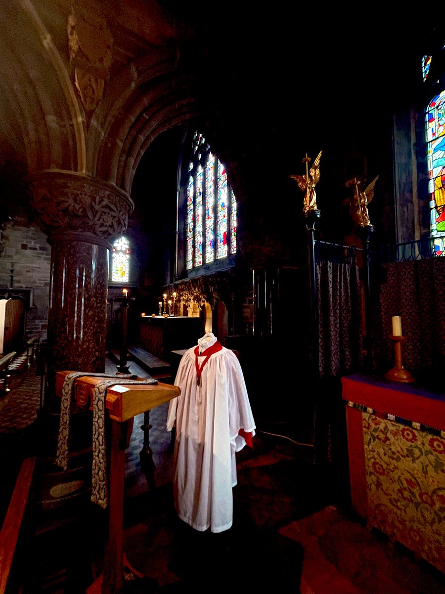 StEdmundsRoch's tweet photo. #StEdmundsRoch #HeritageJewel Set within a Diamond Plinth #HistoricChurches #Grade1 #RochdaleHeritage #History #peaceInSolitude #HeritageMatters @HistoricEngland @thevicsoc @RochdaleCouncil @TheCCT https://t.co/M5sqDCQY0K