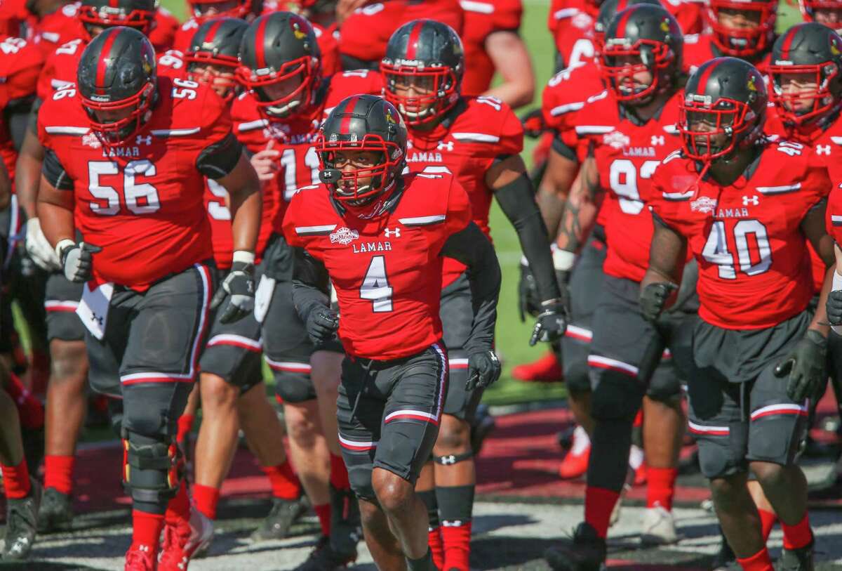 mik3gerald's tweet photo. #AGTG After a great talk with @Coach_Cannata I am blessed to receive and offer from @LamarFootball !! #BOOMTOWN @CoachRossomando @CoachDrewChrist @CoachMattSciba @MRHS_MavsFTB @Coach_Sell_TX @Jalil_Johnson21 @TheHoustonHero https://t.co/UzCIuf5d8d