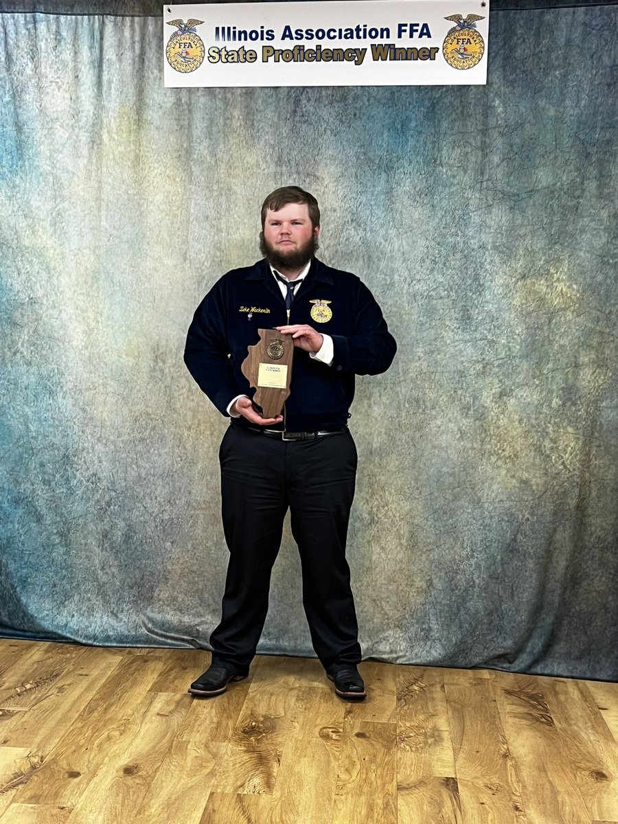 _ICAG_425's tweet photo. He was a State Runner Up last year, but he’s a STATE CHAMPION this year! 🥇 Congratulations to both Zeke and Alexa for competing at State Awards today! Shoutout to Zeke who won his area and moves onto the National level! #ICFFA #BackThePack https://t.co/9PgwkSfe2E