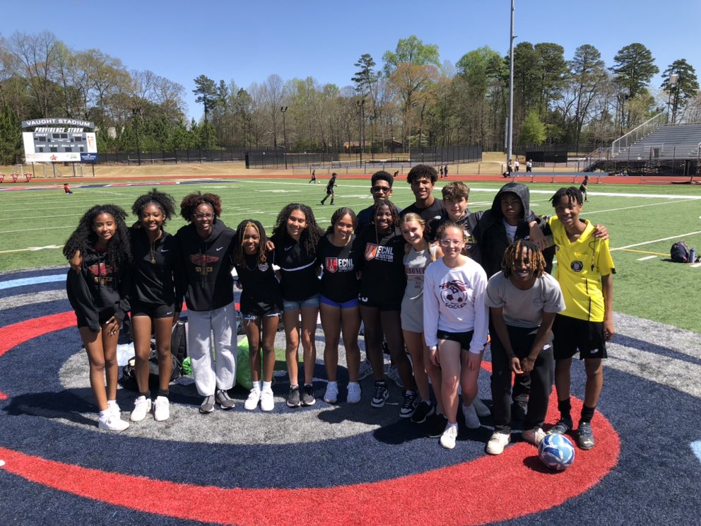 BHS_futbol's tweet image. Thanks to Coach Henry and Upper 90 soccer for allowing us to come out and help with this wonderful, local soccer program. Great to give back to a community that has given so much to us. upper90goal.org/map #upper90 @Bwoodsports