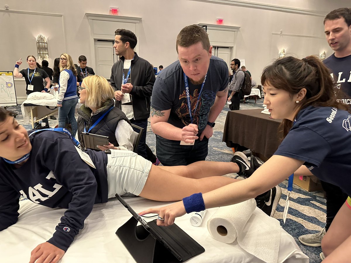 ERGatorUF's tweet photo. Some images from today’s amazing medical student competition. @AIUMultrasound #ultracon2023
#sonoslam @UF_EM @UFMedicine https://t.co/SWaZFwejRe