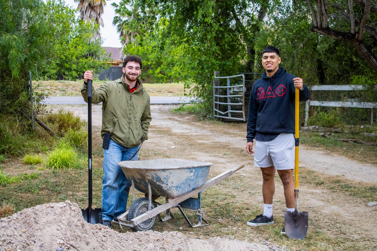 CTXODPhi's tweet photo. Over 50 brothers attended this year’s Too Hype conference hosted by Alpha Gamma!

Our biggest event was our service event at Cinderella Pet Rescue in Mission, TX. 

Thank you to all who could join us for Too Hype this year! Too Hype recap video coming soon 👀. 

#ctxodphi #2hype https://t.co/NFD94q3tHD