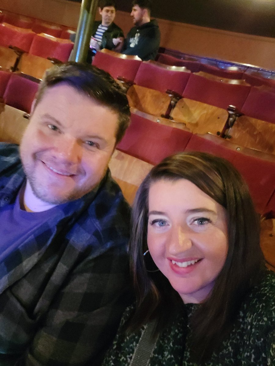 AlisonCranston's tweet photo. Great day and night in Leeds...@sisteractsocial was fab, and the company was even better. #sisteractthemusical #husband #friends #birthdaygift #experiencesnotstuff https://t.co/9hTjOTp9qQ